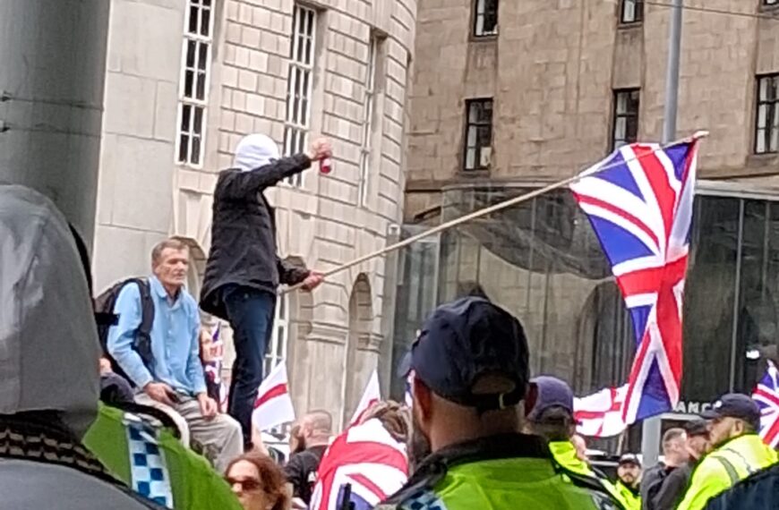 Anti-fascists call for Manchester City Council to ban racist rallies
